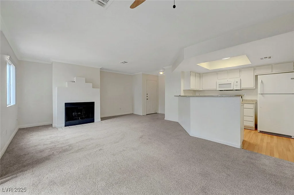 8600 Charleston, Las Vegas, NV 89117