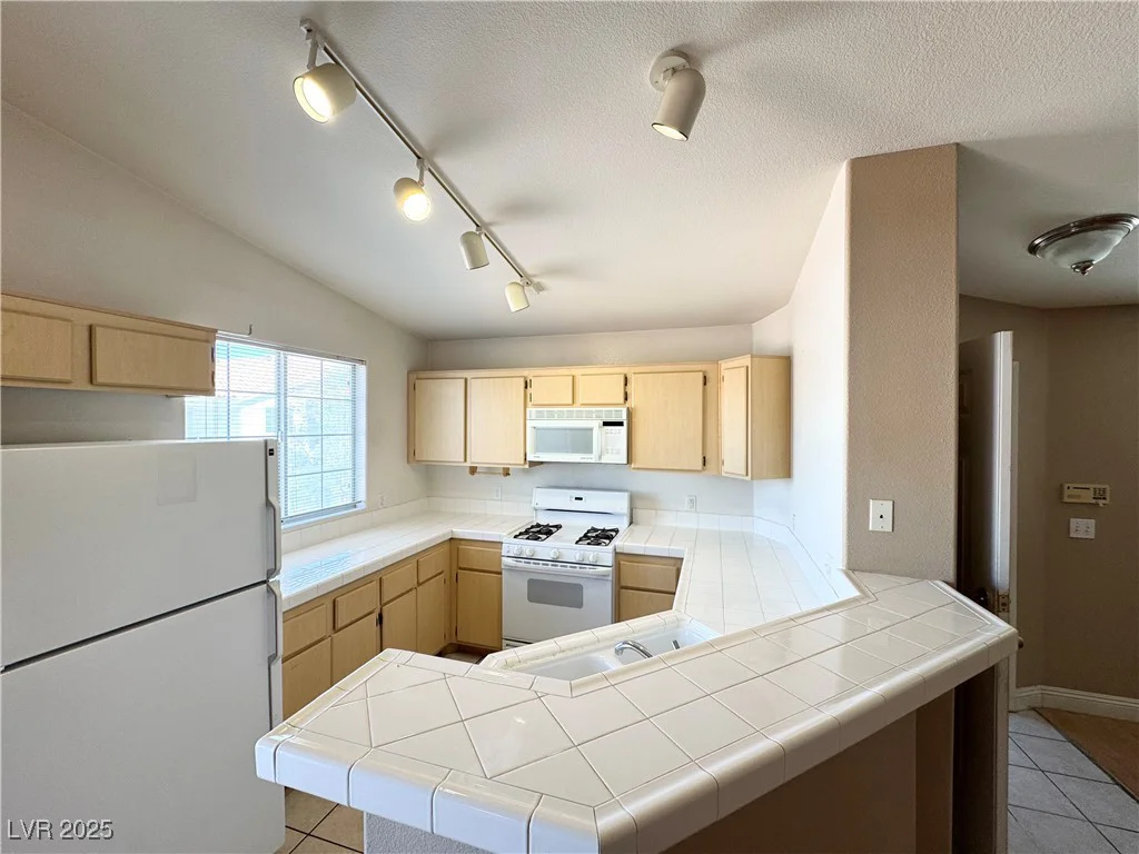 1881 Alexander, North Las Vegas, NV 89032