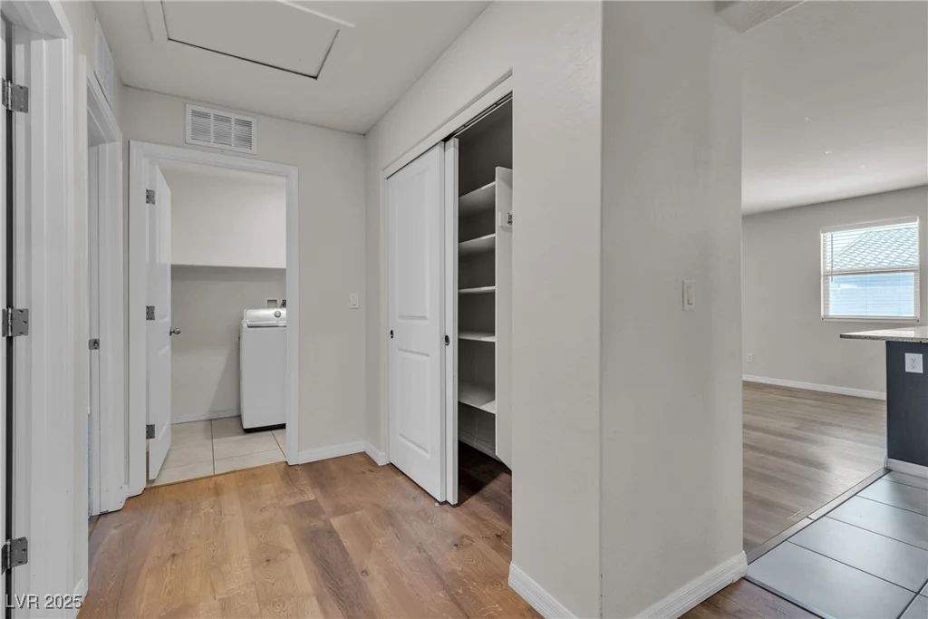 4544 Velvet Oak, Las Vegas, NV 89115
