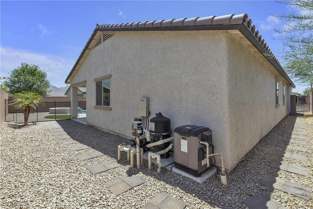 4544 Velvet Oak, Las Vegas, NV 89115