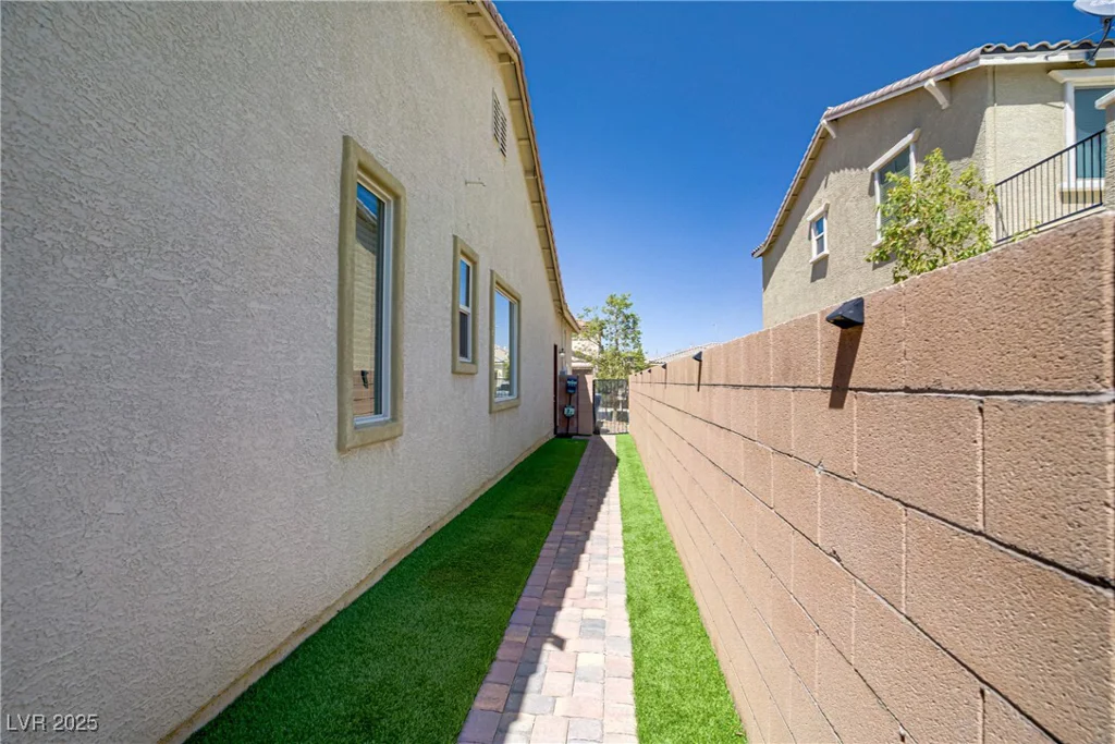 9779 Mosaic Canyon, Las Vegas, NV 89149