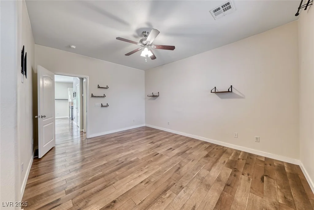 4044 Villeroy, Las Vegas, NV 89141