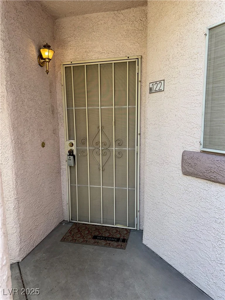 4555 Sahara, Las Vegas, NV 89104