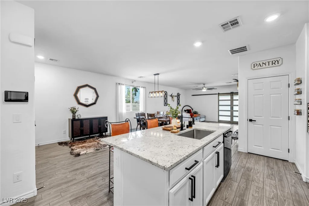 6318 Amber Sunrise, North Las Vegas, NV 89031