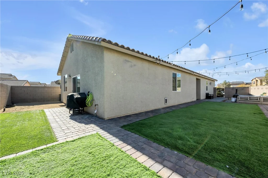 6318 Amber Sunrise, North Las Vegas, NV 89031