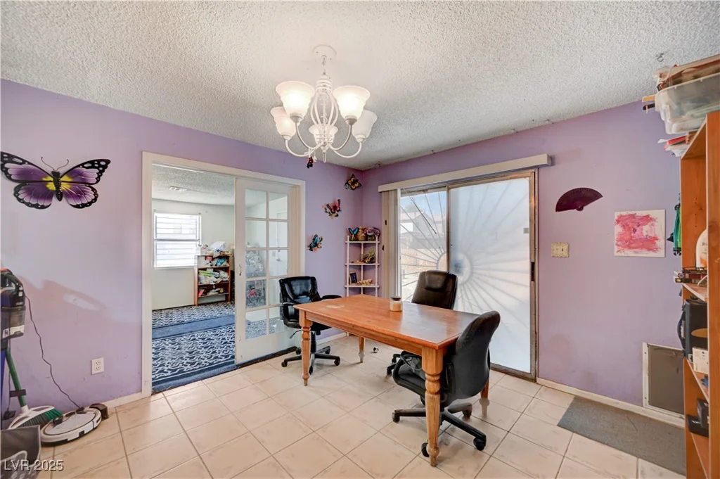 1847 Stevens, Las Vegas, NV 89115