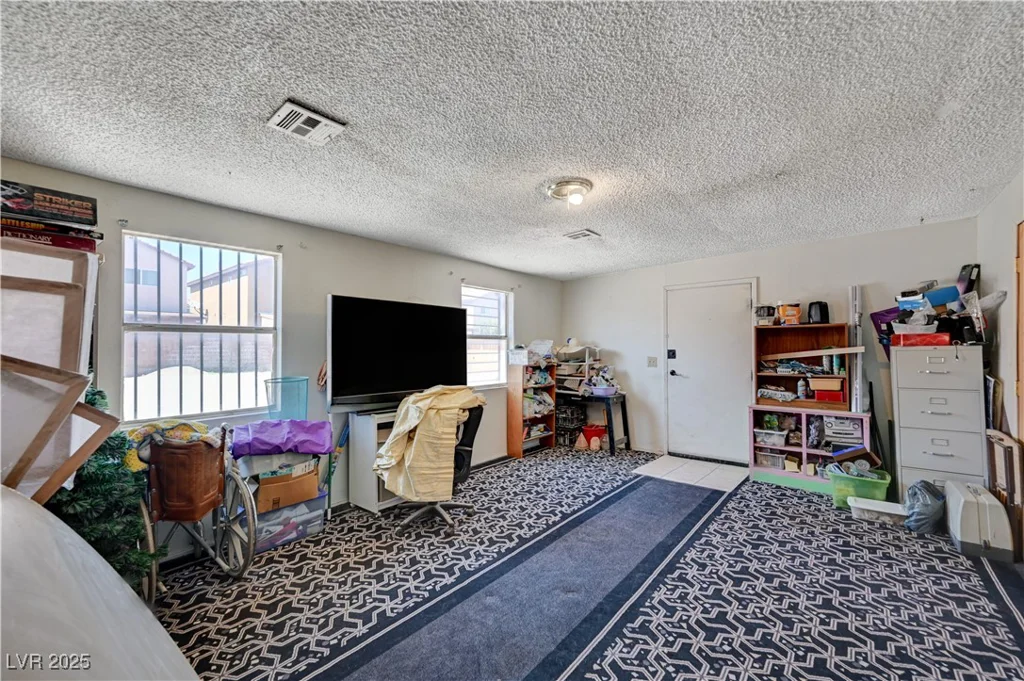 1847 Stevens, Las Vegas, NV 89115