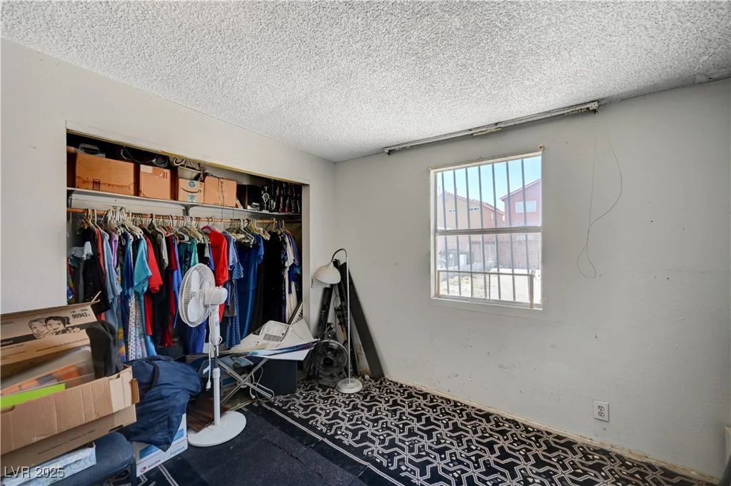 1847 Stevens, Las Vegas, NV 89115