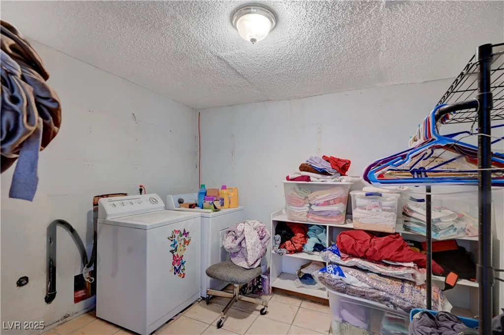 1847 Stevens, Las Vegas, NV 89115