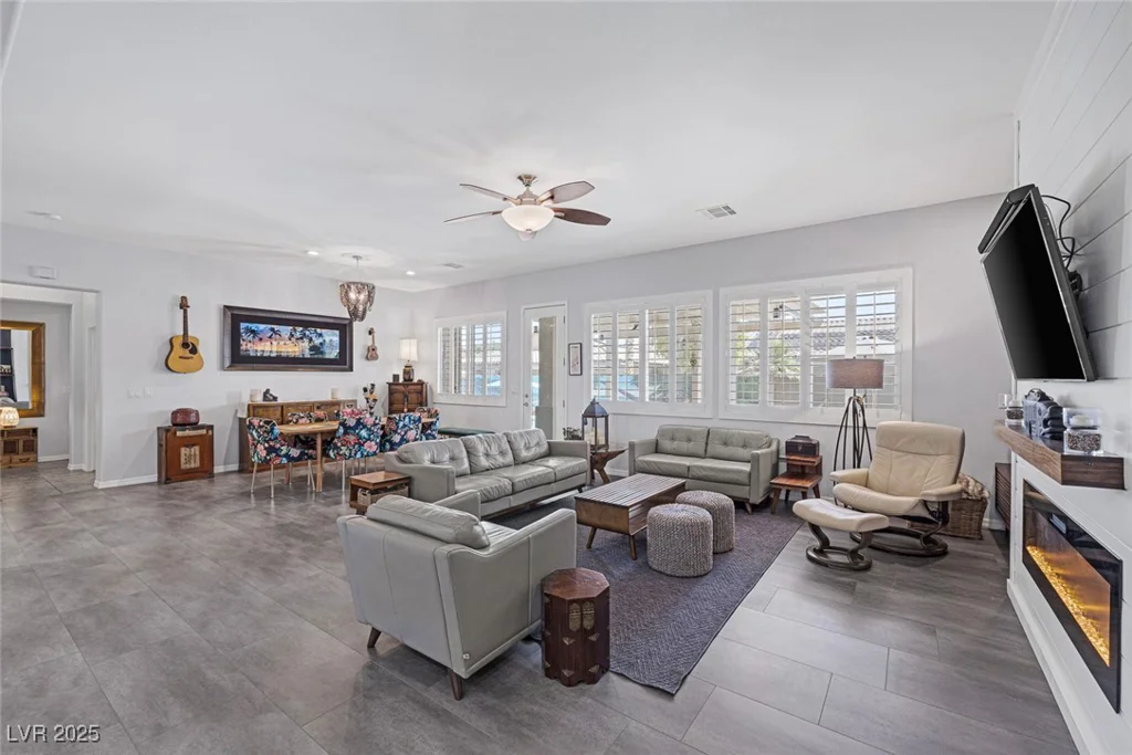 6173 Sabine Ranch, Las Vegas, NV 89131