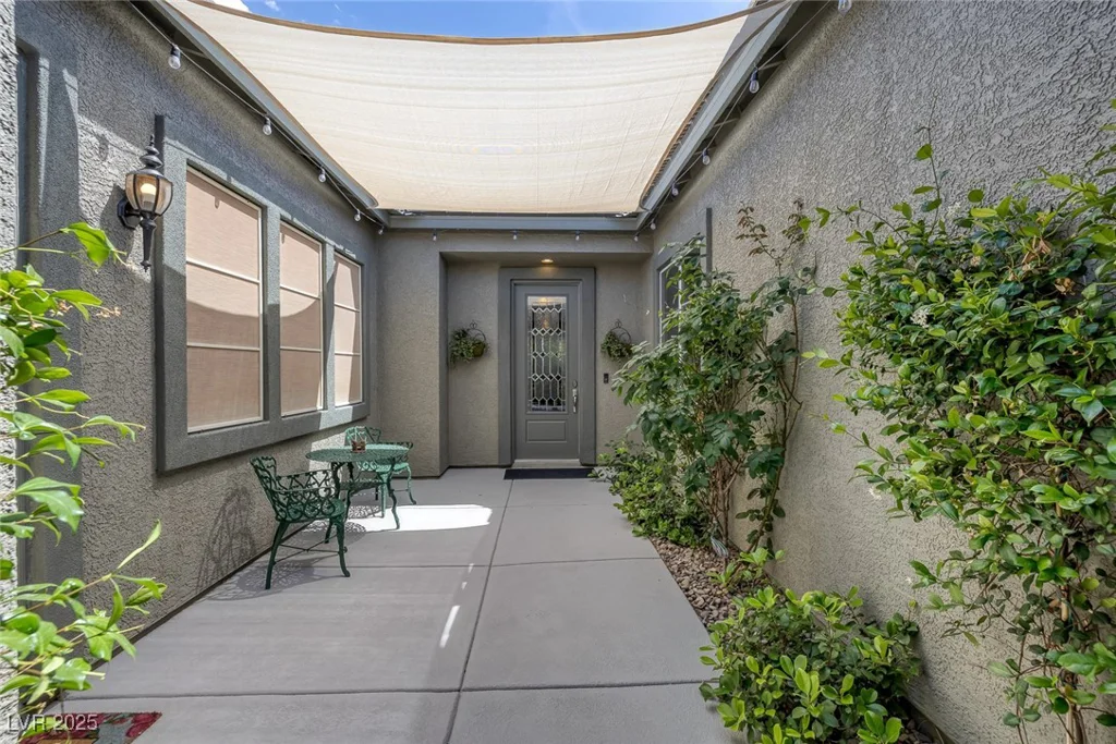 6173 Sabine Ranch, Las Vegas, NV 89131