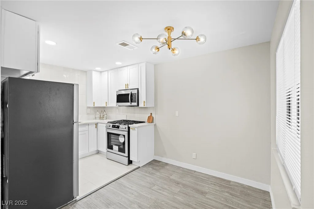 5191 Caliente, Las Vegas, NV 89119