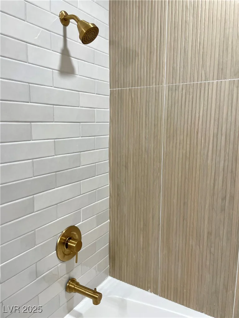 5191 Caliente, Las Vegas, NV 89119