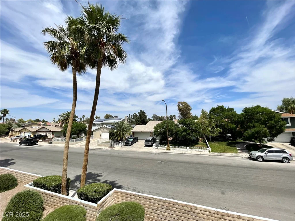 5191 Caliente, Las Vegas, NV 89119