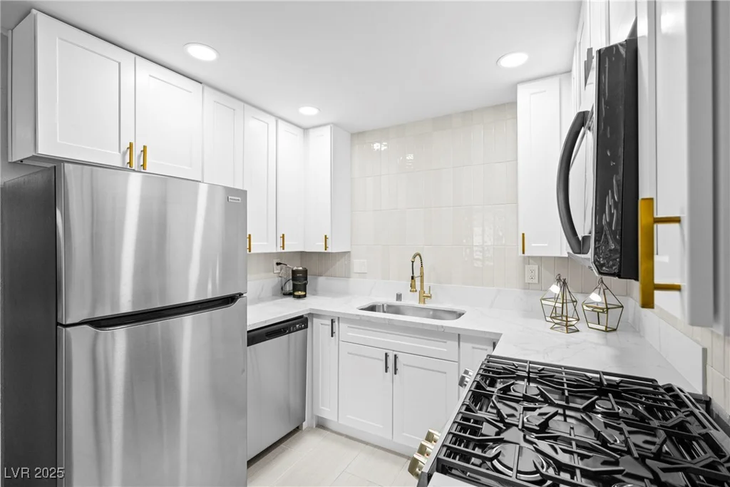 5191 Caliente, Las Vegas, NV 89119