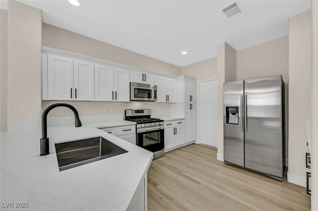 4132 Joyous, North Las Vegas, NV 89032