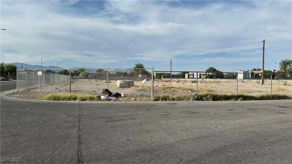 McKnight St, Las Vegas, NV 89101