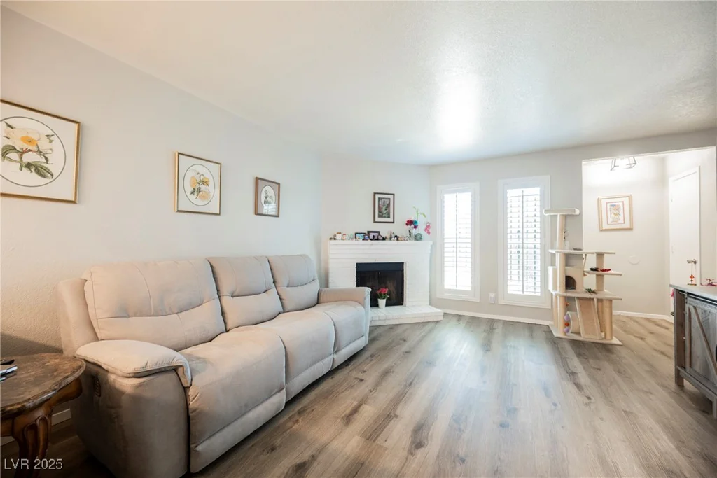 595 Sellers, Henderson, NV 89011