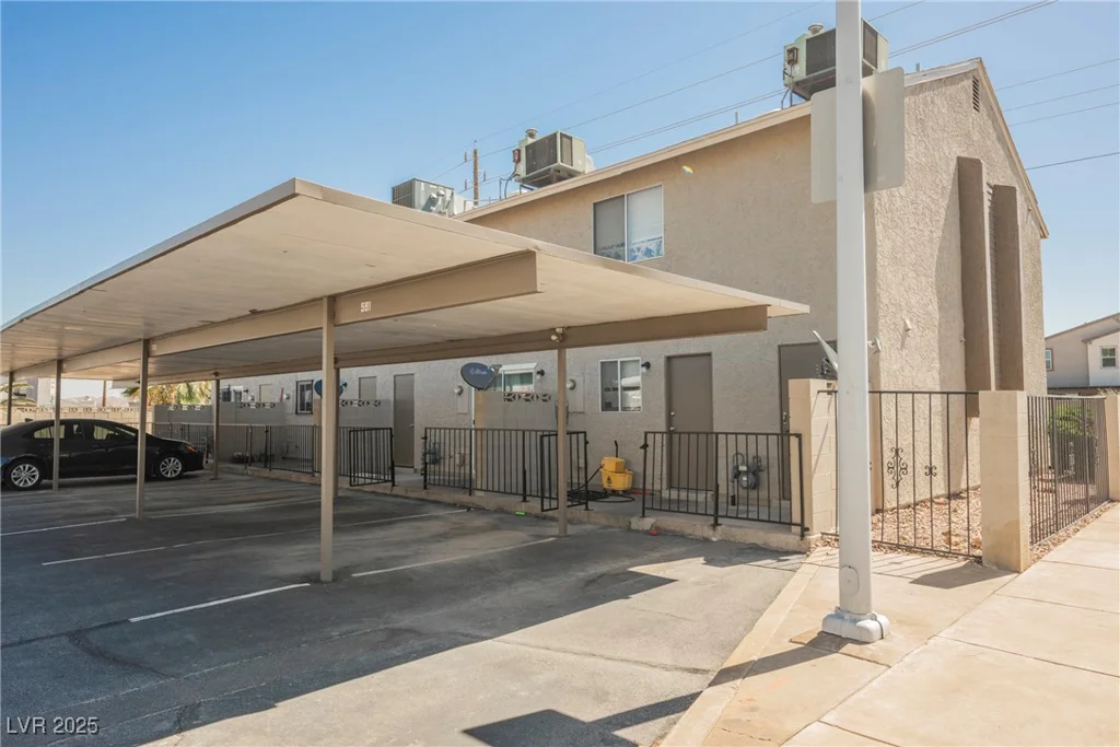 595 Sellers, Henderson, NV 89011