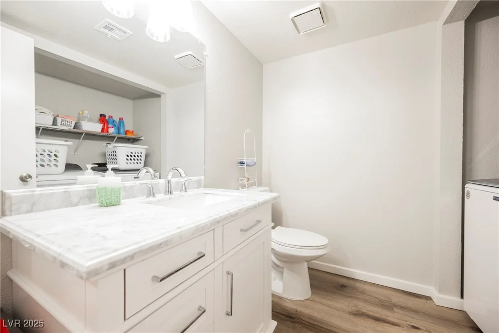 595 Sellers, Henderson, NV 89011
