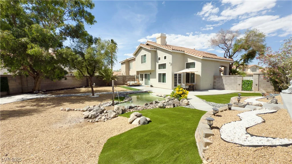 2429 Worchester, Henderson, NV 89074
