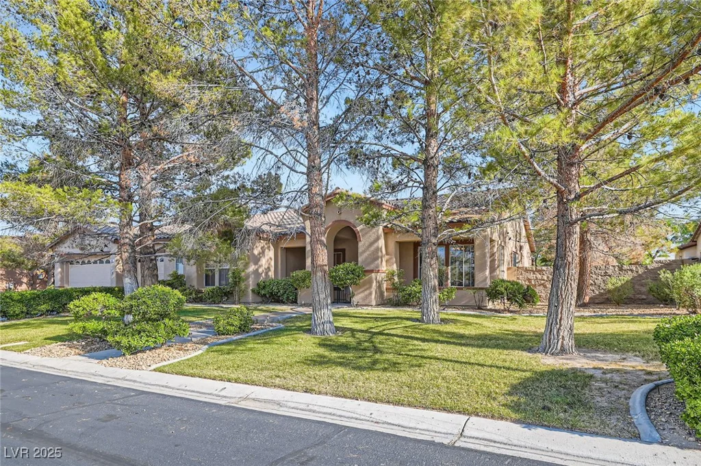 313 Glenridding, Las Vegas, NV 89183