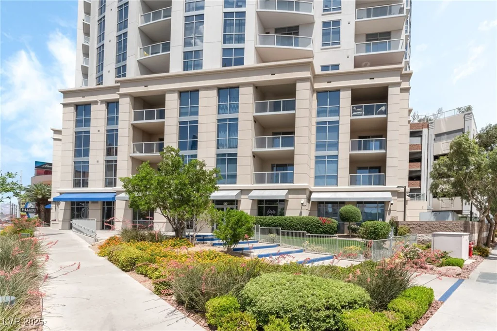 200 Sahara, Las Vegas, NV 89102
