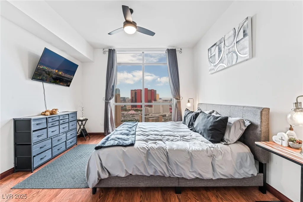 200 Sahara, Las Vegas, NV 89102