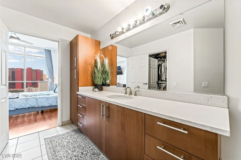 200 Sahara, Las Vegas, NV 89102