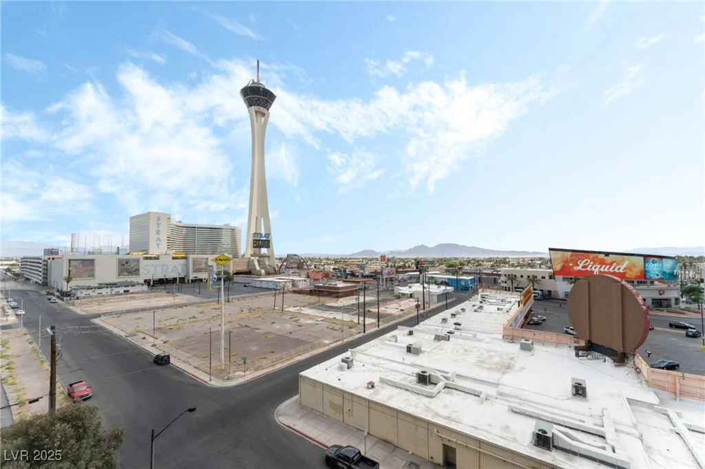 200 Sahara, Las Vegas, NV 89102