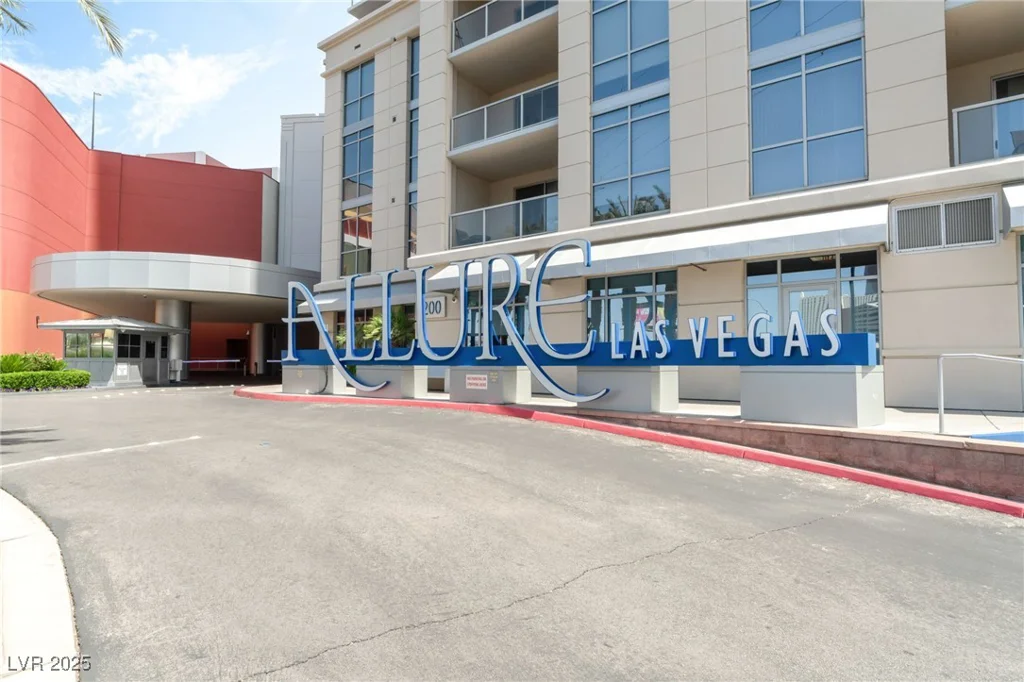 200 Sahara, Las Vegas, NV 89102