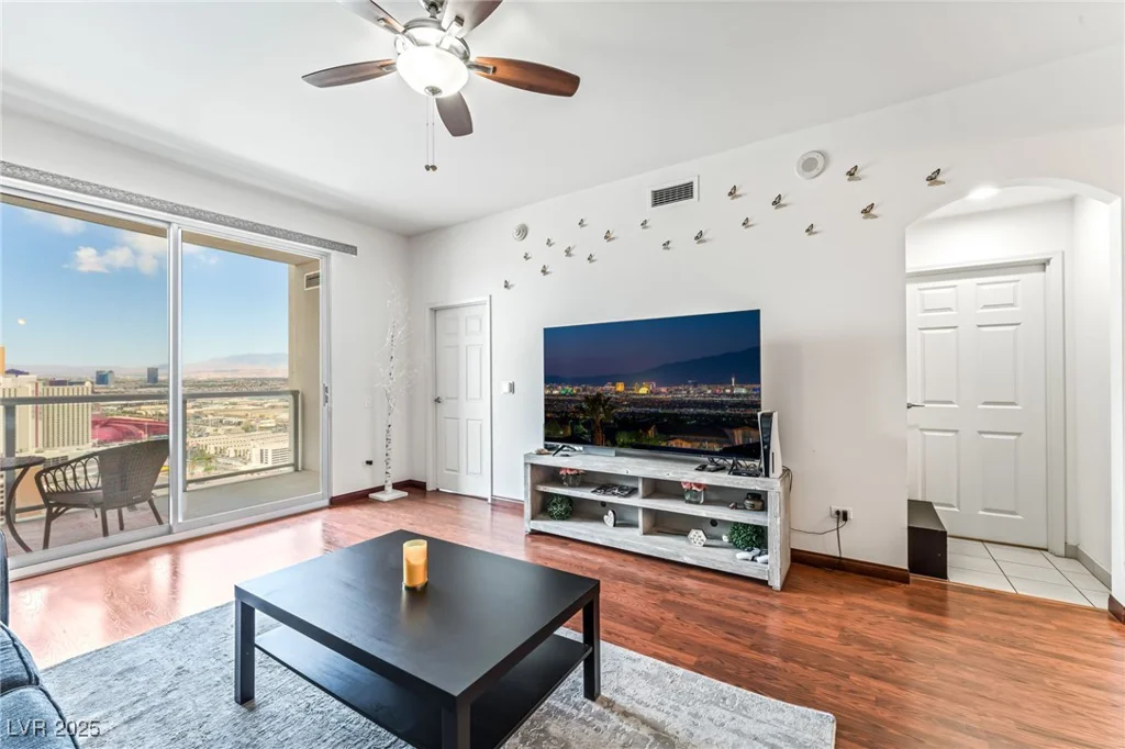 200 Sahara, Las Vegas, NV 89102
