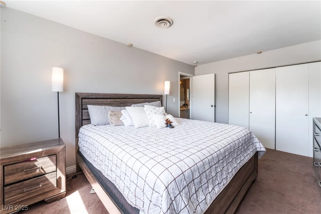 908 24th, Las Vegas, NV 89101