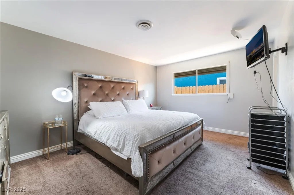 908 24th, Las Vegas, NV 89101