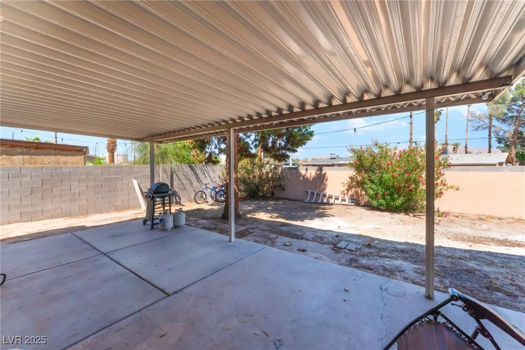 908 24th, Las Vegas, NV 89101