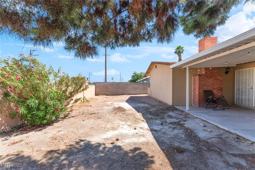 908 24th, Las Vegas, NV 89101