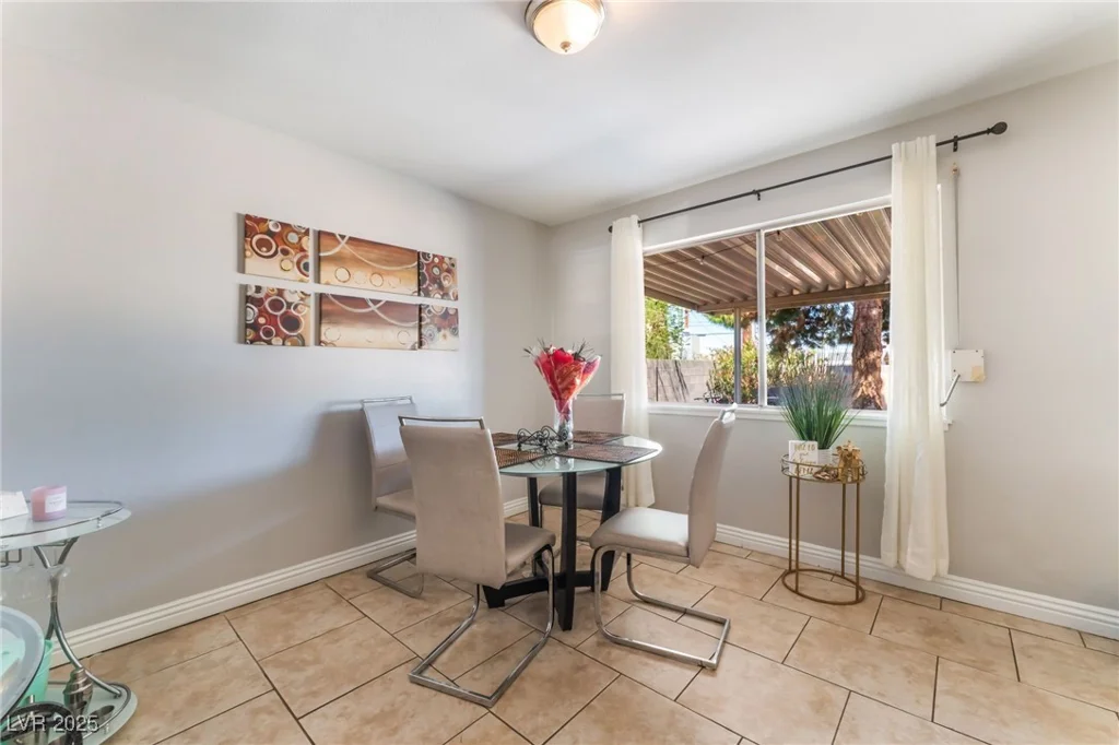 908 24th, Las Vegas, NV 89101
