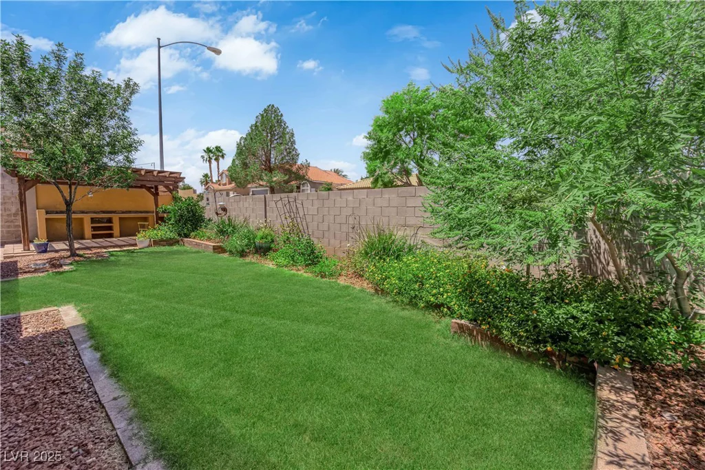 903 Billings, Henderson, NV 89002
