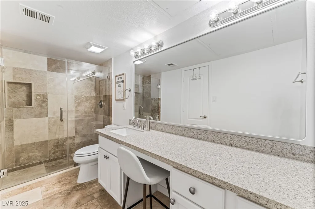 753 Oakmont, Las Vegas, NV 89109