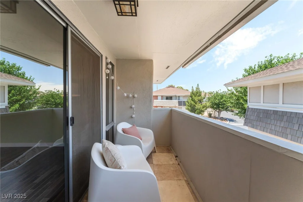 753 Oakmont, Las Vegas, NV 89109