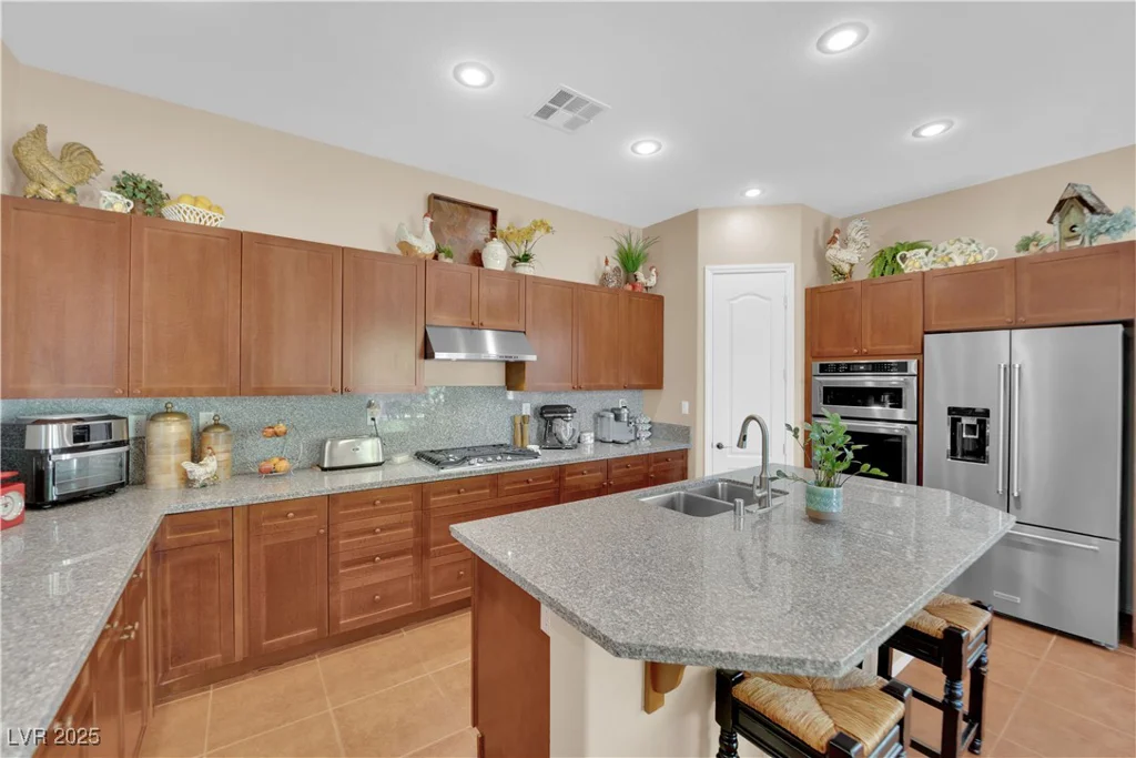 9375 Gold Lake, Las Vegas, NV 89149