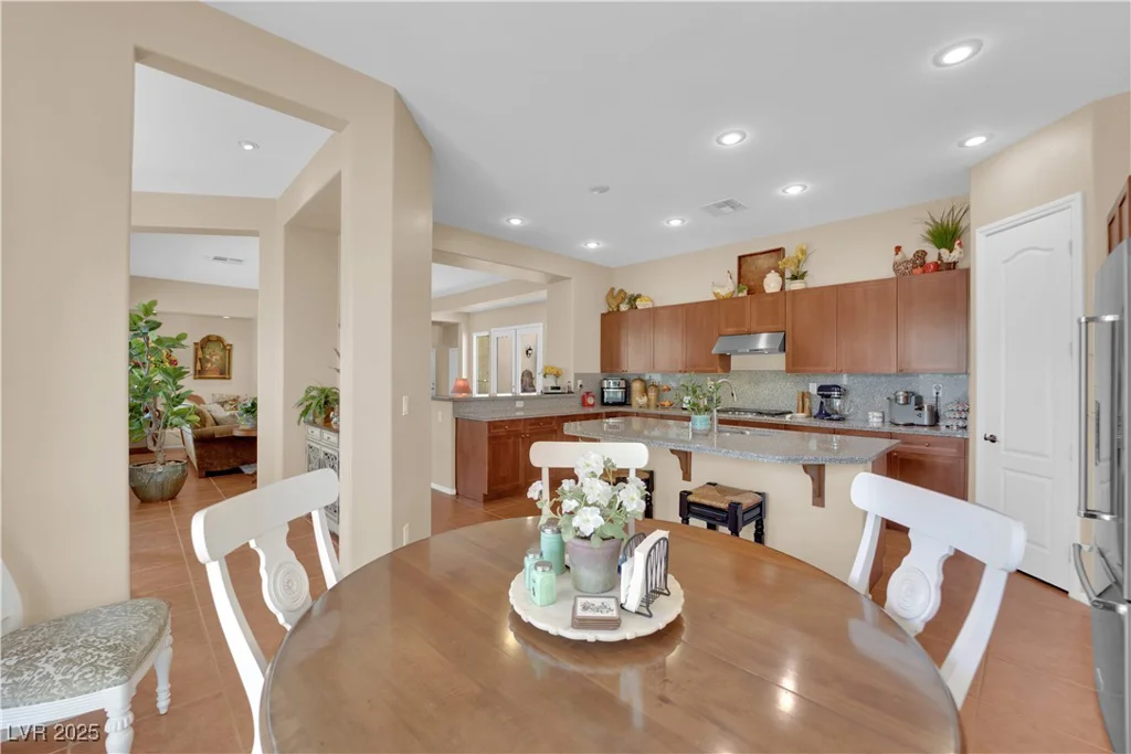 9375 Gold Lake, Las Vegas, NV 89149