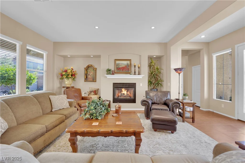 9375 Gold Lake, Las Vegas, NV 89149