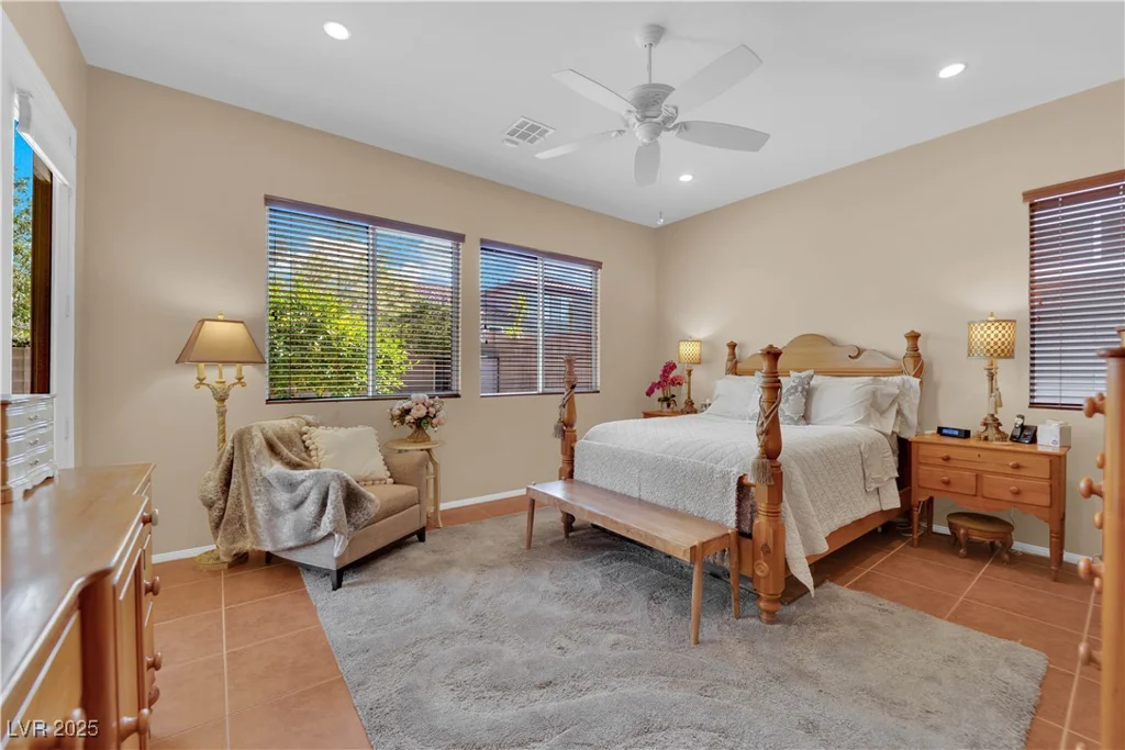9375 Gold Lake, Las Vegas, NV 89149