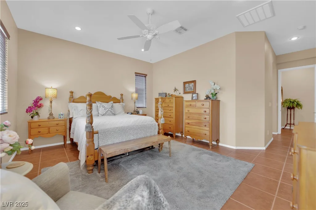 9375 Gold Lake, Las Vegas, NV 89149