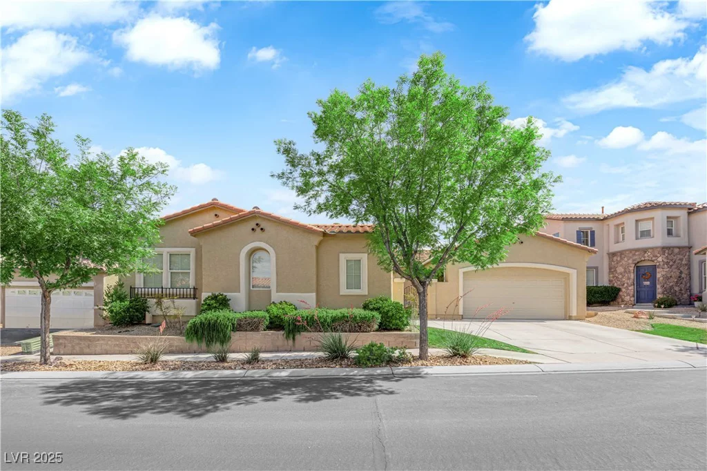 9375 Gold Lake, Las Vegas, NV 89149