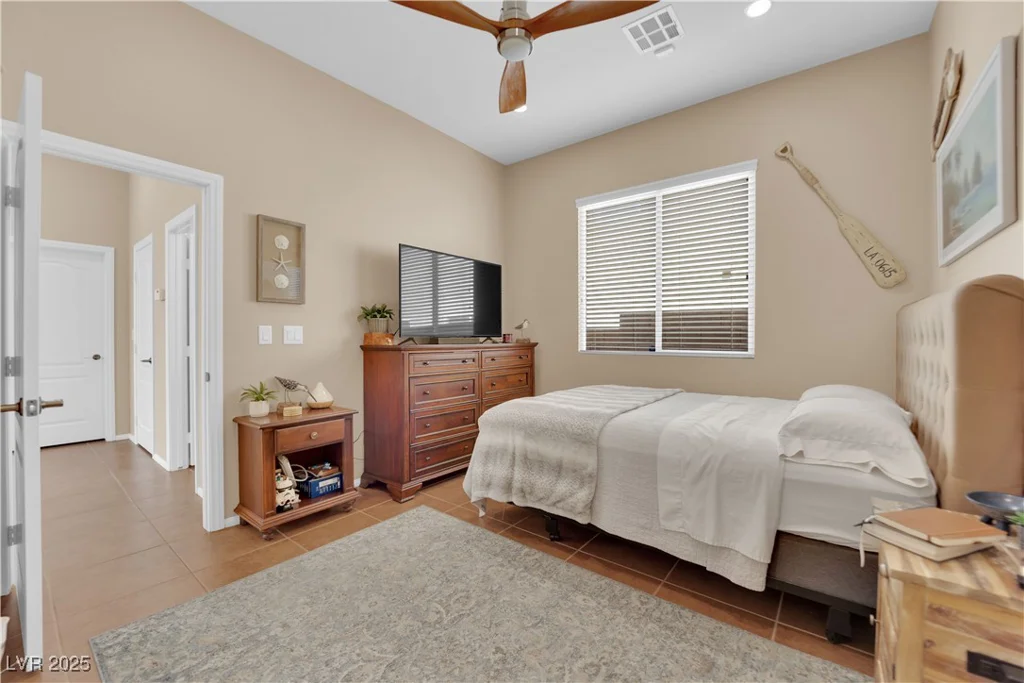 9375 Gold Lake, Las Vegas, NV 89149