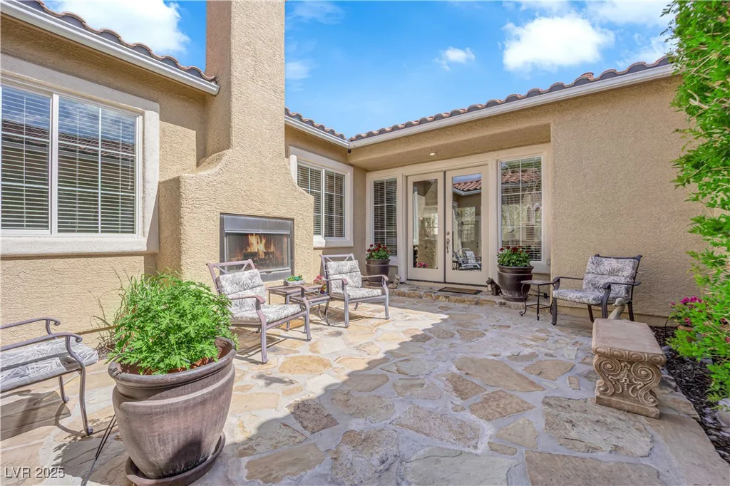 9375 Gold Lake, Las Vegas, NV 89149
