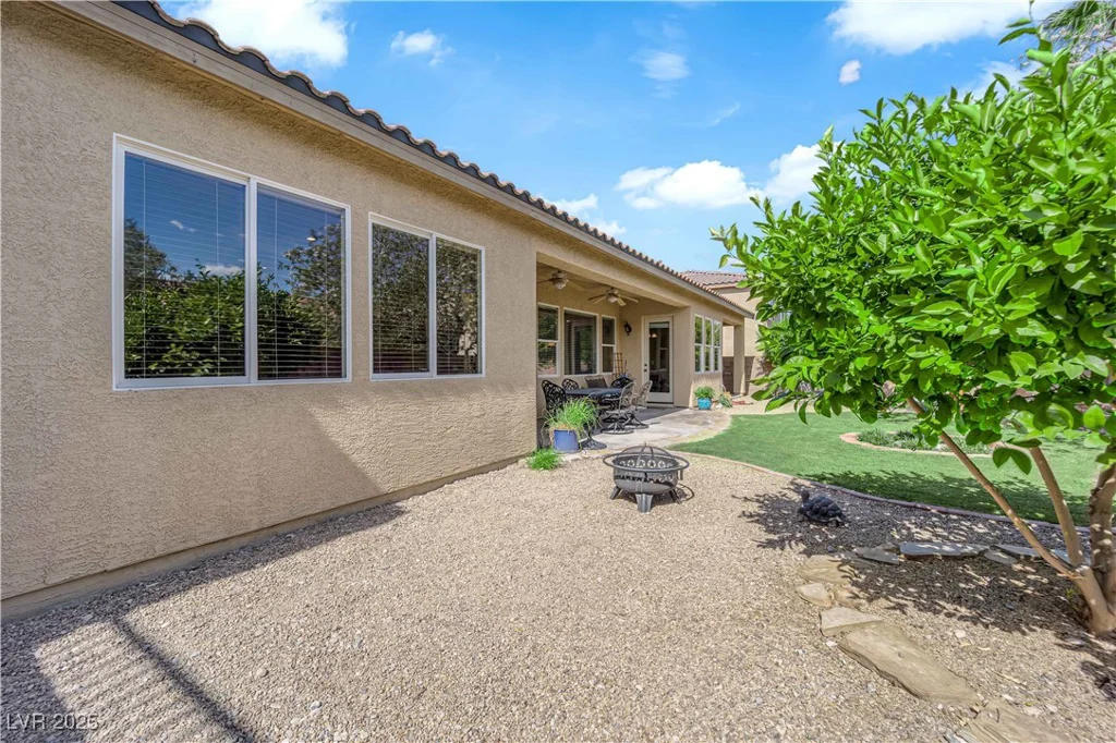 9375 Gold Lake, Las Vegas, NV 89149