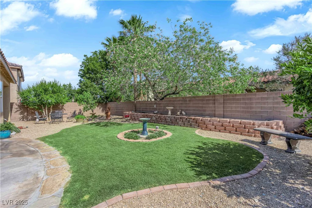 9375 Gold Lake, Las Vegas, NV 89149